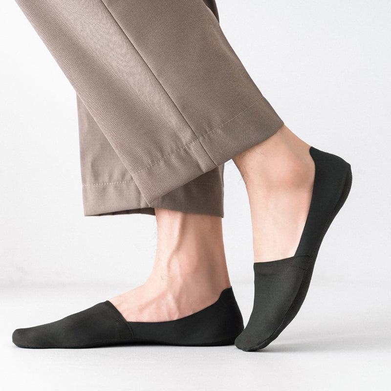 Zijden sokken met een gekoelde afwerking: Antislipcomfort voor uw voeten